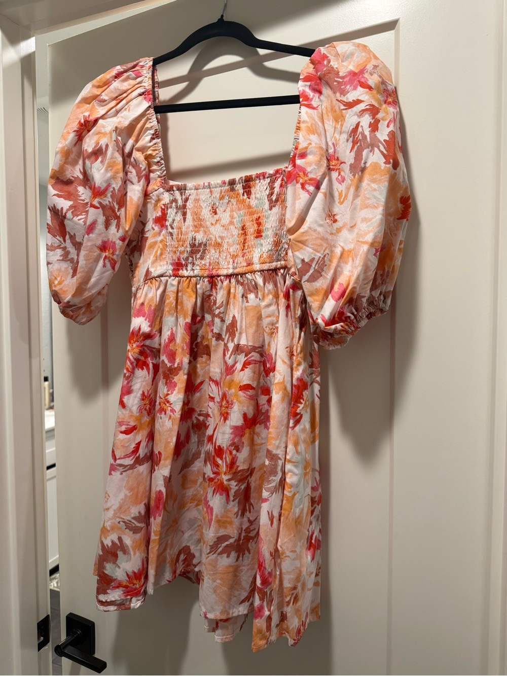 Abercrombie & Fitch Floral Puff-Sleeve Mini Dress in Pink, Orange & Cream - Picture 2 of 2